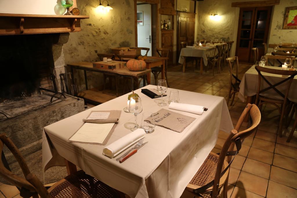 Auberge Du Moulin De Lere Vailly Exteriör bild