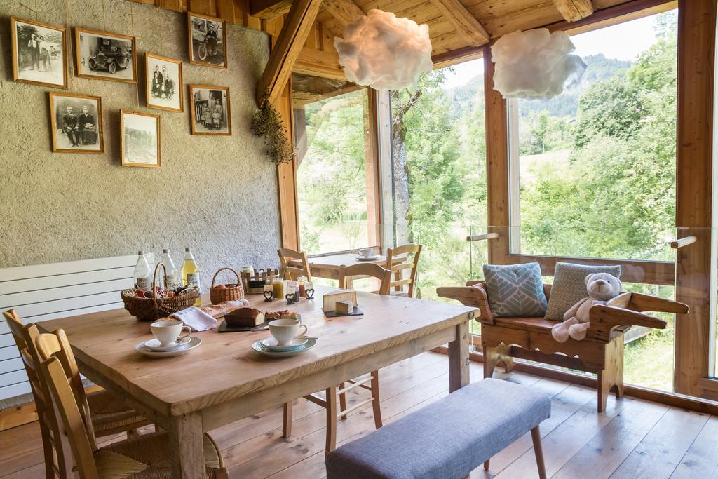 Auberge Du Moulin De Lere Vailly Exteriör bild